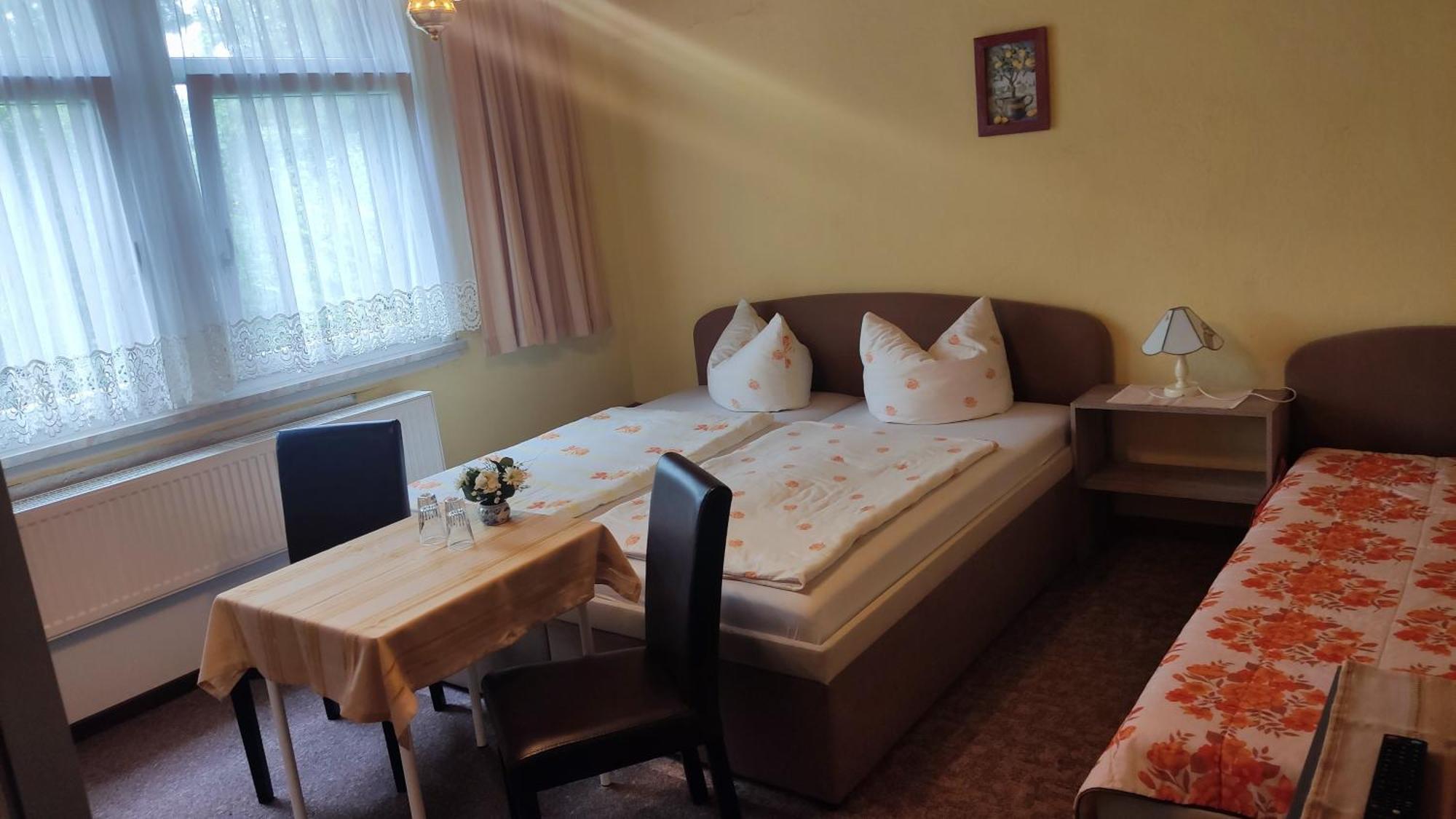 Pension Fischer Plauen Chambre photo